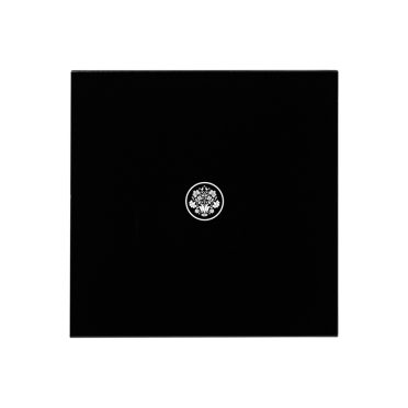 1 Körös Fekete Impulzuskapcsoló Kalocsai mintás  gombbal